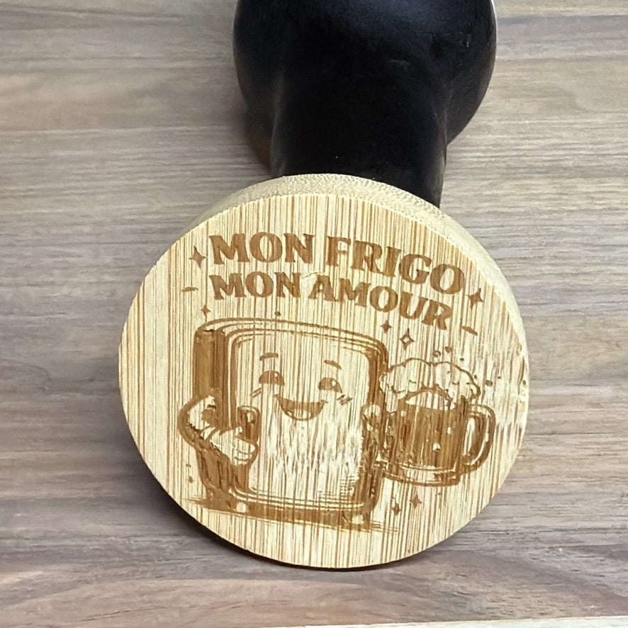 Ouvre-bouteille magnétique en bambou à personnaliser — logo, texte ou visuel